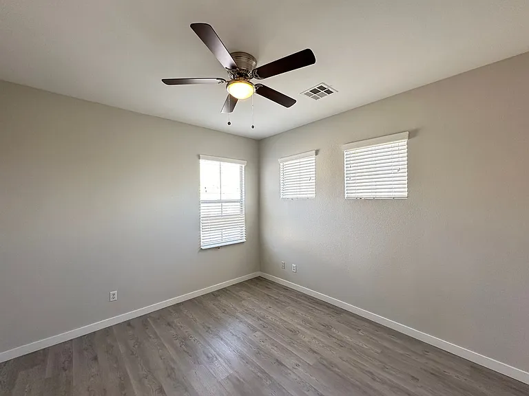 10191 Splendor Ridge Ave — Photo 19