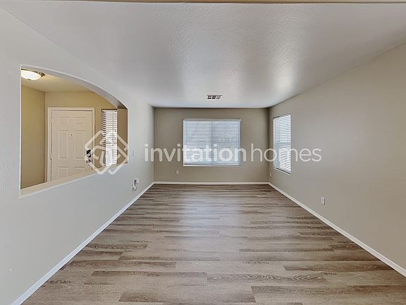 4th image of 17187 W Ashley Dr