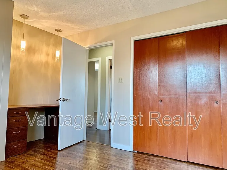 2009A Polo Rd — Photo 18