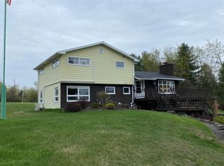 422 Lakeshore Dr, Norwood, NY 13668