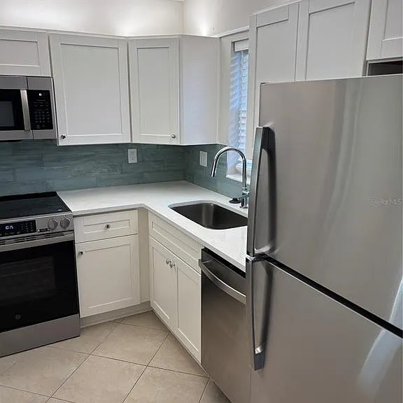 7405 Bay Island Dr S #120 — Photo 6