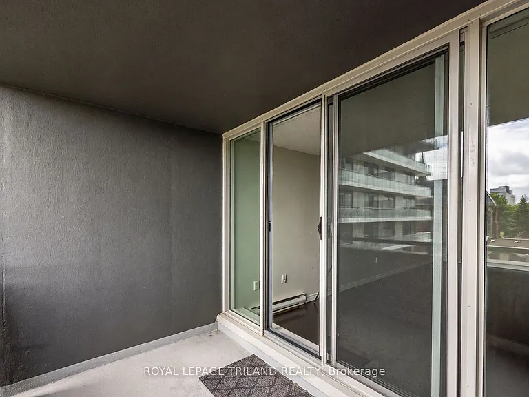 155 Kent St #606 — Photo 30