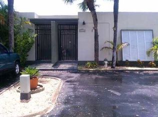 15412 Kippford Ct, Miami Lakes, FL 33014