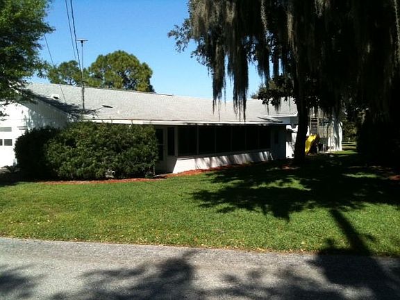 4th image of 335 Paradise Island Dr
