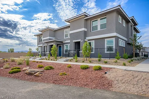 482 Golden Myna Ave Photo 1