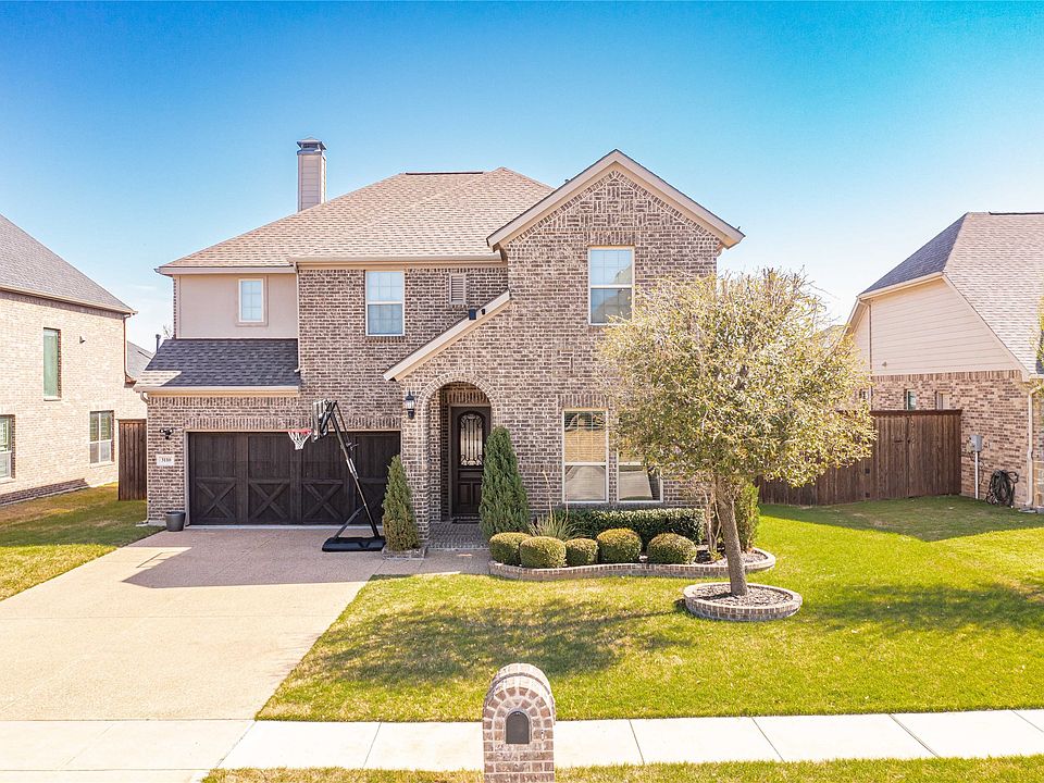 1st image of 3110 Willow Brook Dr