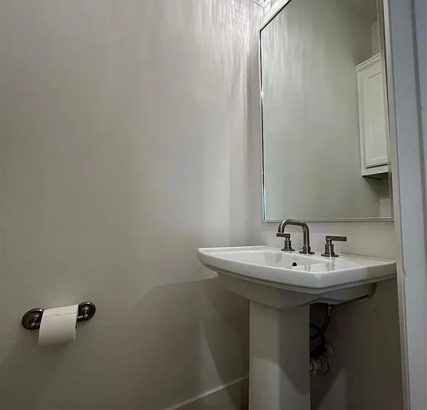5808 McCommas Blvd #A105 — Photo 10