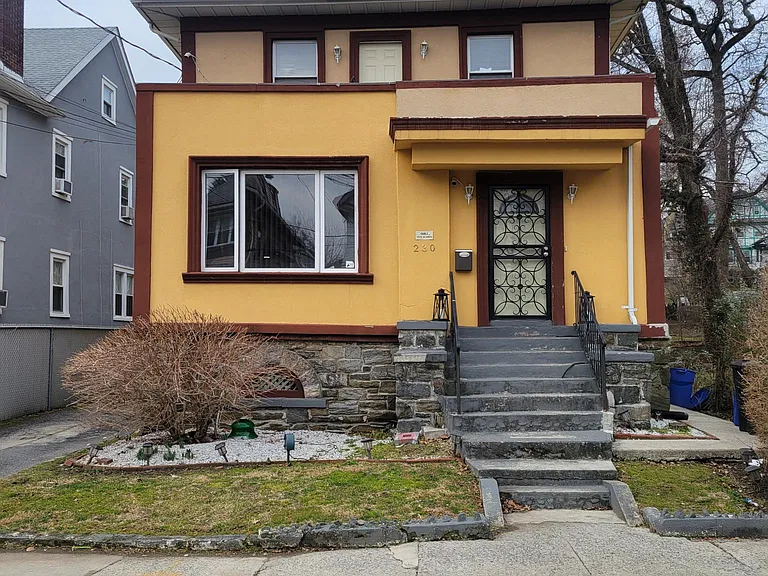 230 Tecumseh Ave — Photo 9