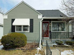 1906 S 93rd St, West Allis, WI 53227