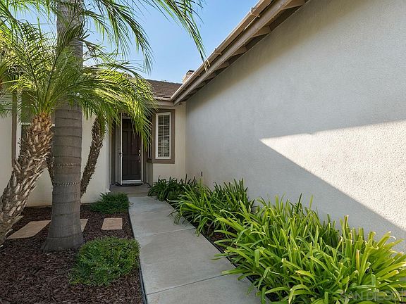 4th image of 1339 Bernardo Ave