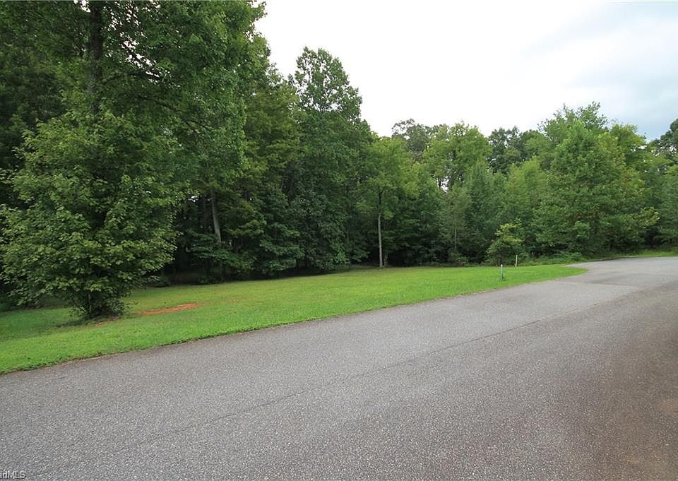 1st image of 4855 Shady Oaks Pl