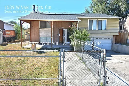 1539 W Van Buren Cir Photo 1