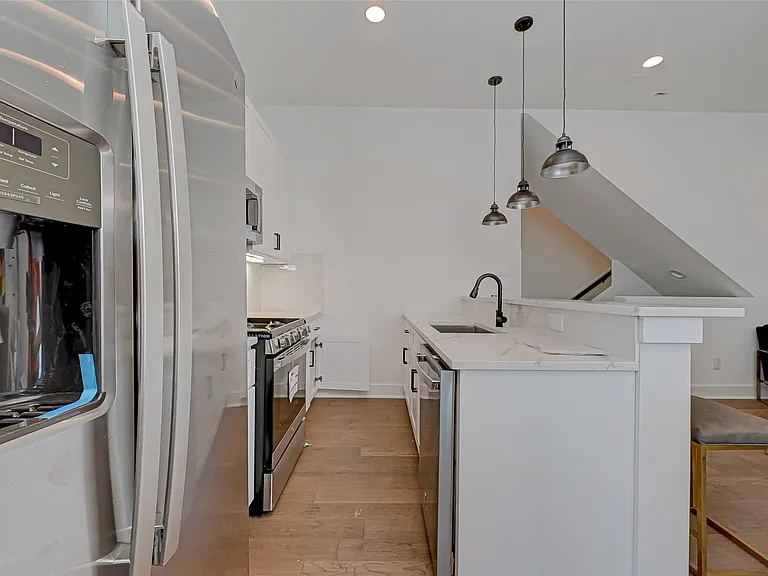 6022 Beall St — Photo 12