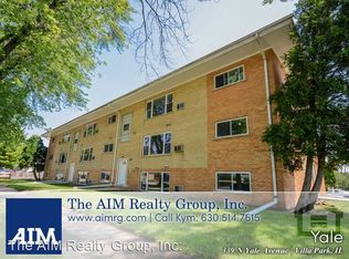 335 N Yale Ave APT D, Villa Park, IL 60181