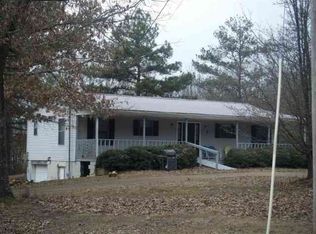 850 Drakes Ln, Summertown, TN 38483