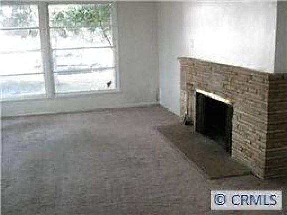 Living Room w/Fireplace
