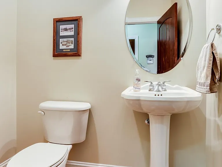 4410 Tuscarora Rd — Photo 33