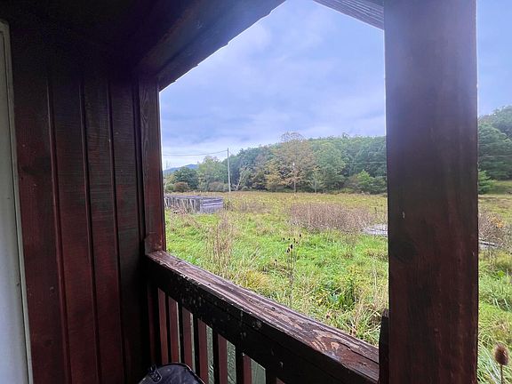 2nd image of 11926 Browns Creek Rd