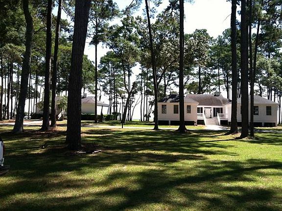 3rd image of 159 Avenue Of Oaks