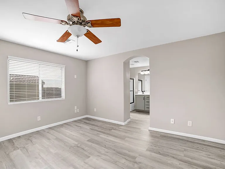 12028 Hathaway Pines Ln — Photo 17