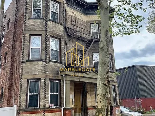 210 N 15th St, East Orange, NJ