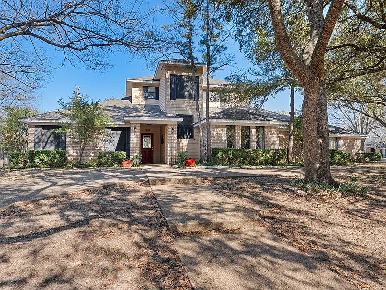 9622 Oak Springs Dr — Photo 2