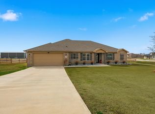 125 Brook Ln, Decatur, TX 76234