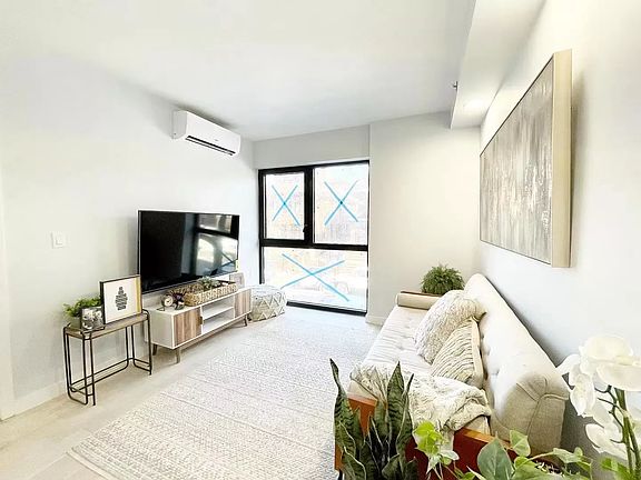 4th image of 37-32 89th St #3D