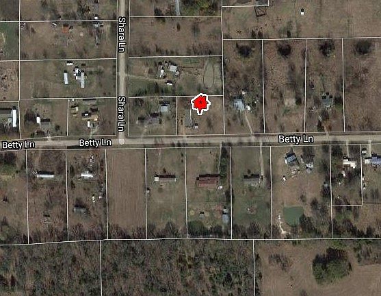 2nd image of 12104 Betty Ln