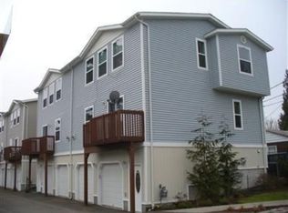 12407 10th Ln SW, Seattle, WA 98146