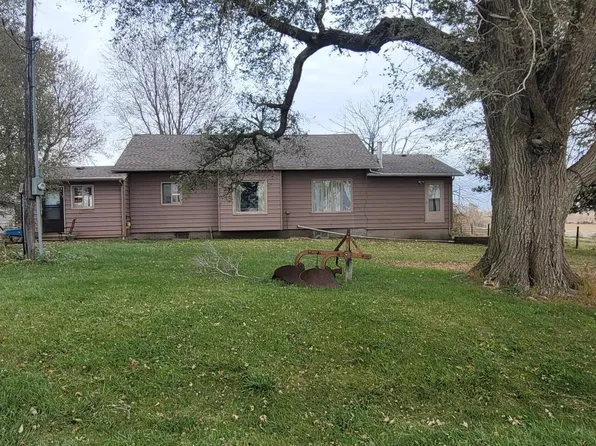 1496 Clover Ave, Creston, IA 50801