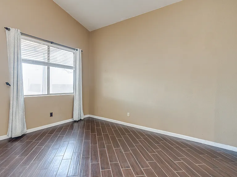 8477 S Camino Bengala — Photo 7
