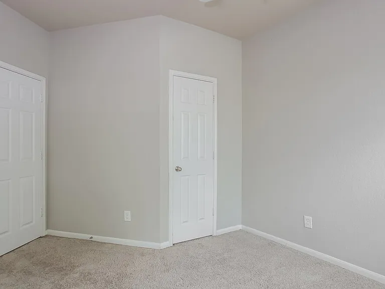 15702 Flagstone Walk Way — Photo 10