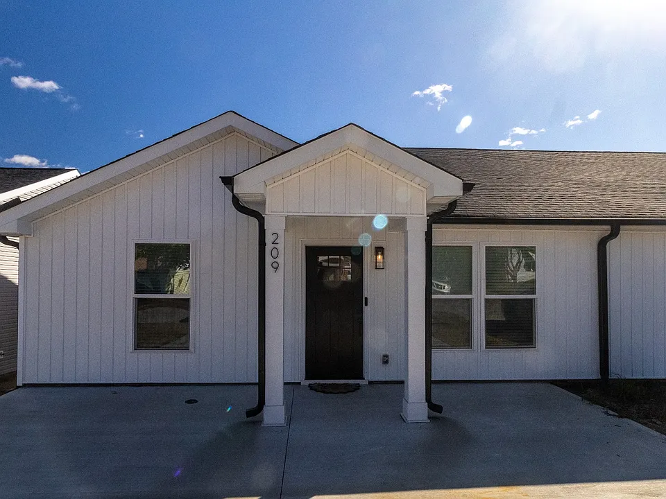 209 Chesley Dr