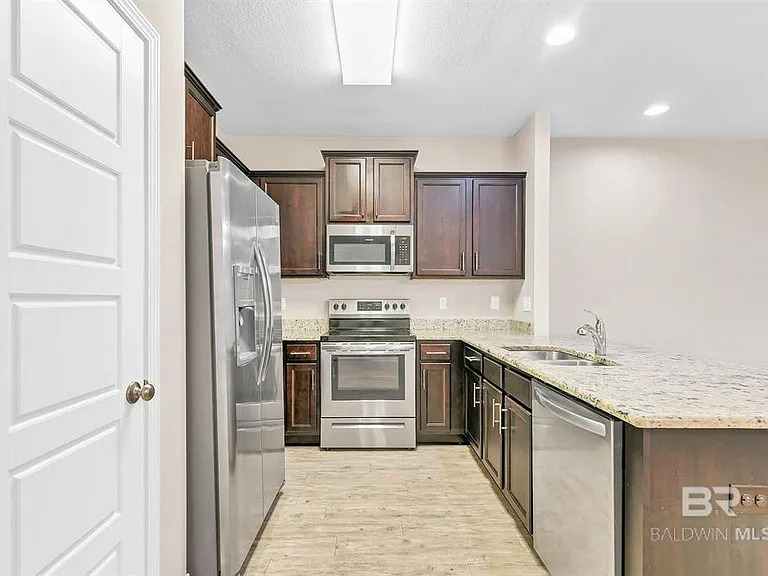 25806 Pollard Rd #22 — Photo 14