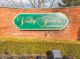 1142 2a Valley Rd #225, Wayne, NJ 07470