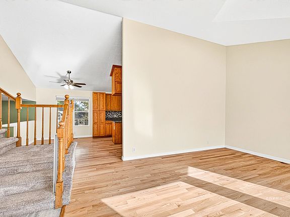 5th image of 2110 Sierra Cir