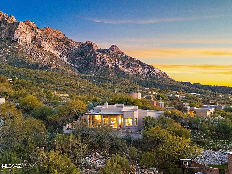 1st image of 9801 N Ridge Shadow Pl