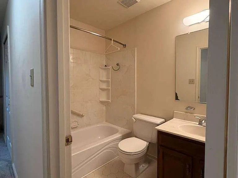 5976 Norham Dr — Photo 26
