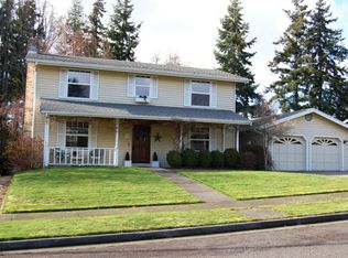 916 36th St, Bellingham, WA 98229
