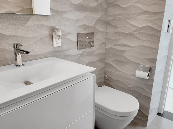 200 East 69th Street image 17 of 26