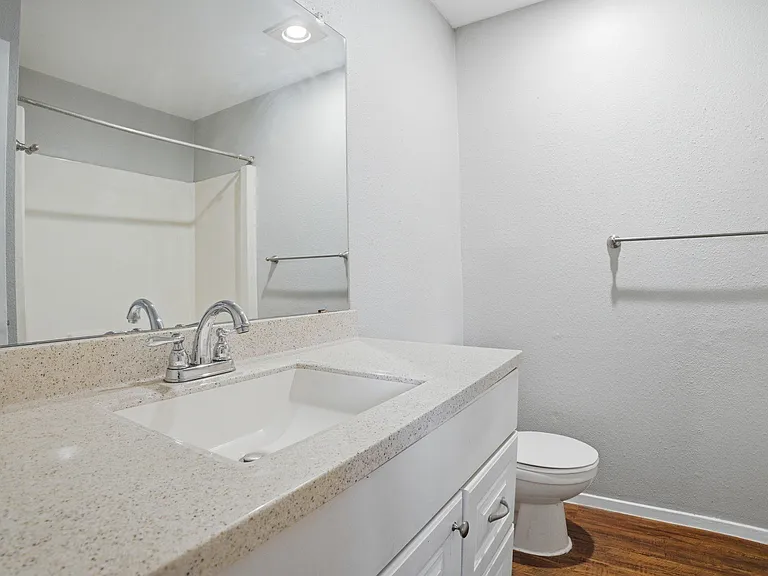 5204 Nuckols Crossing Rd #B — Photo 9