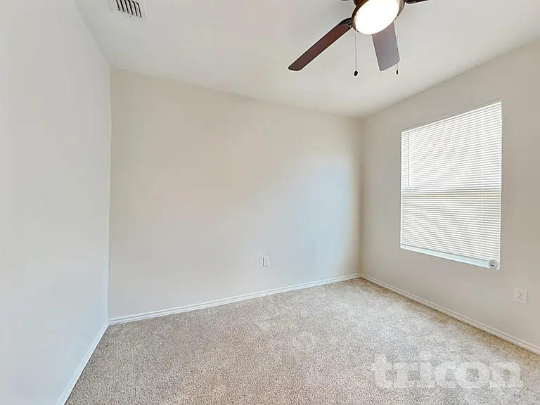 1125 Waggoner Dr — Photo 15