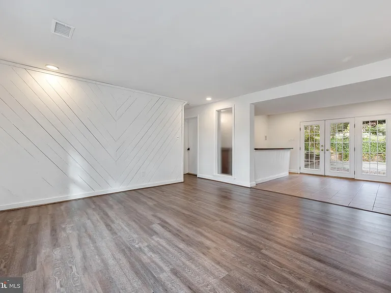 3606 Pinetree Ter — Photo 25