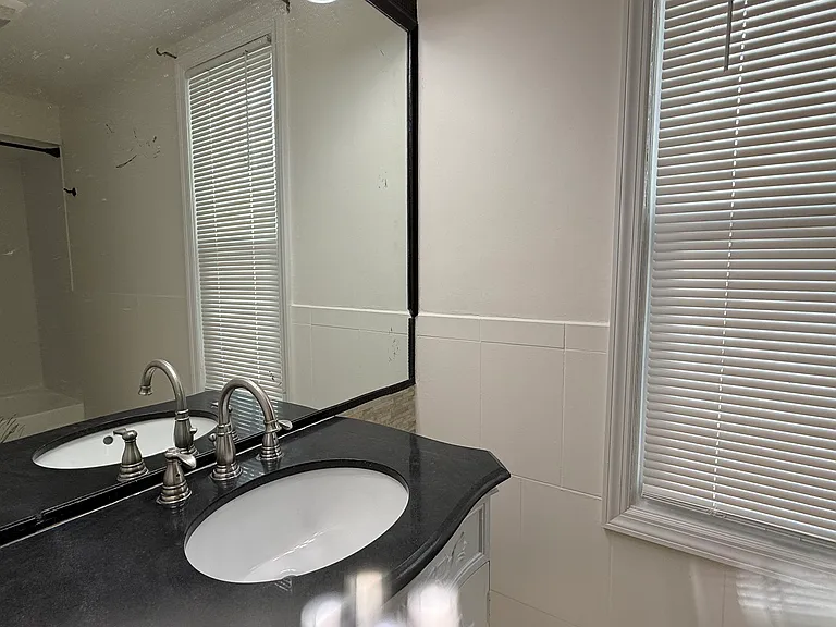 232-238 Claremont Ave #1 — Photo 15