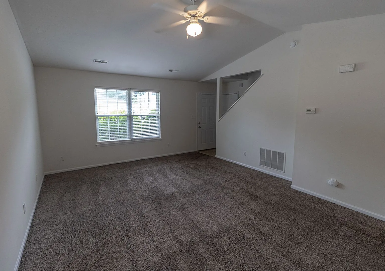 East Ridge Park Duplex — Photo 4