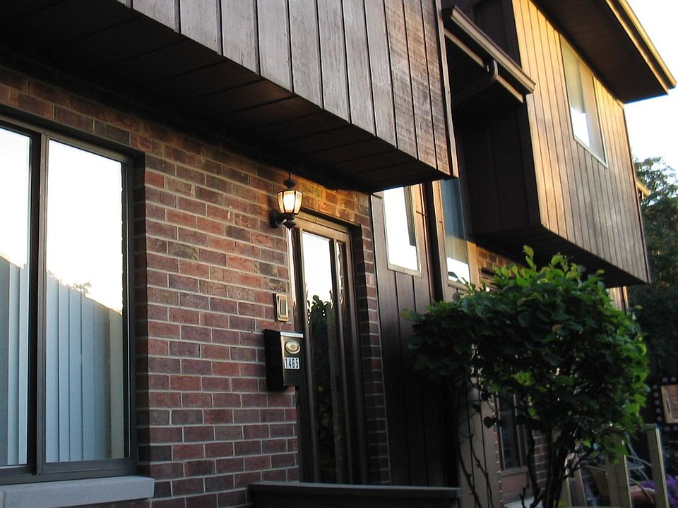 Outside Entry View