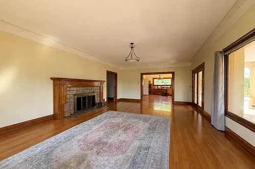4645 Walnut Ave Photo 1