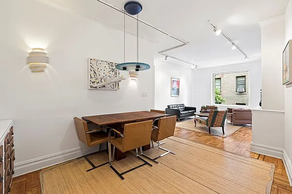 Sold by Mont Sky Real Estate | media 9