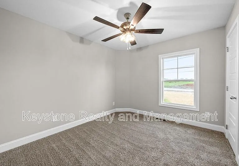 3800 Roscommon Way — Photo 13